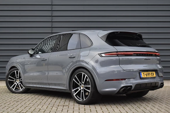 Porsche Cayenne - Afbeelding 2 van 30