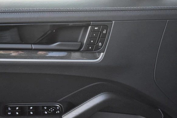 Porsche Cayenne - Afbeelding 26 van 30