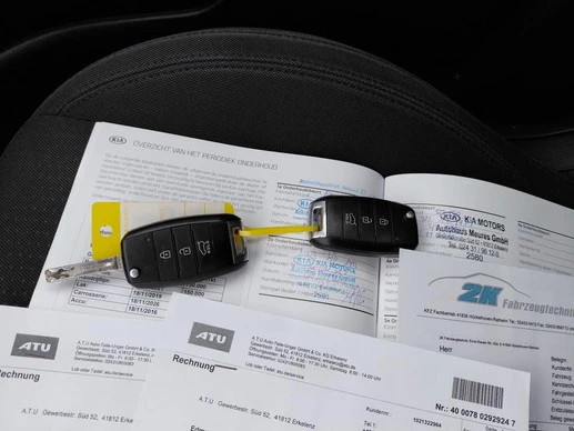 Kia Carens - Afbeelding 11 van 13