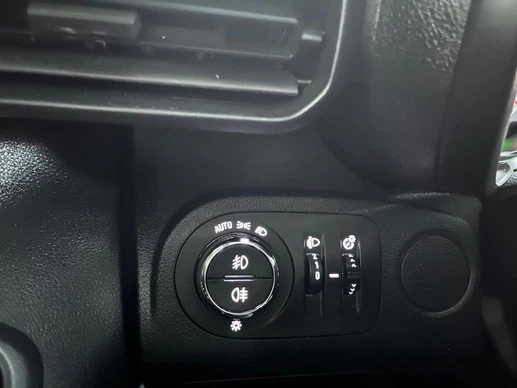 Opel Combo - Afbeelding 18 van 30