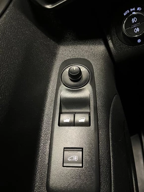 Opel Combo - Afbeelding 17 van 30