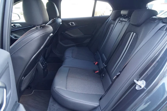 BMW 1 Serie - Afbeelding 14 van 30