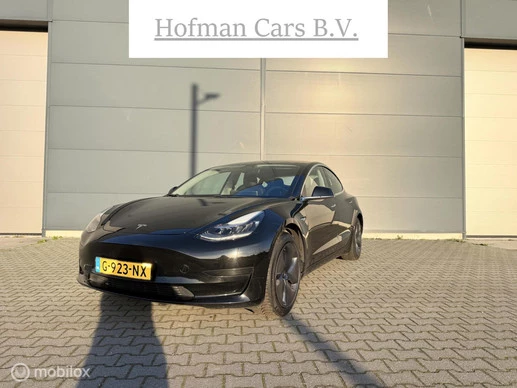 Tesla Model 3 - Afbeelding 1 van 19
