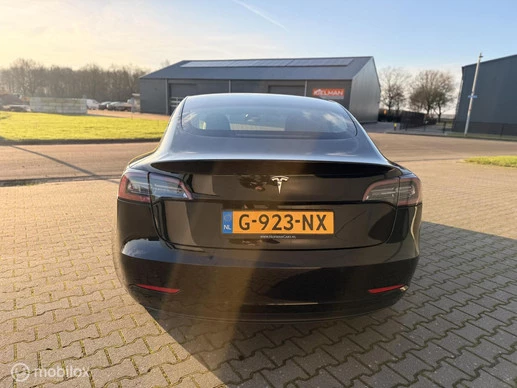 Tesla Model 3 - Afbeelding 4 van 19