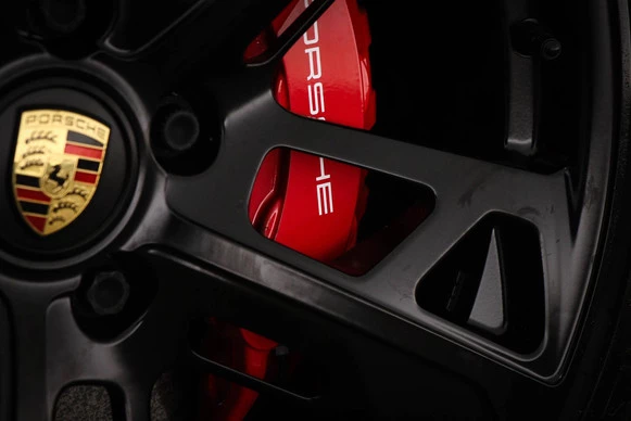 Porsche Taycan - Afbeelding 30 van 30