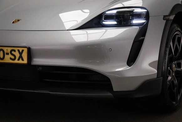 Porsche Taycan - Afbeelding 16 van 30