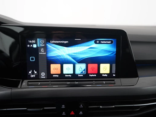 Volkswagen Golf - Afbeelding 20 van 30