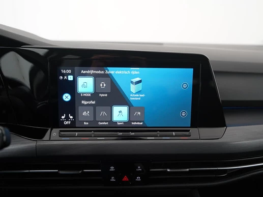 Volkswagen Golf - Afbeelding 22 van 30