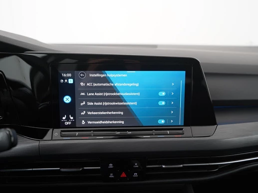 Volkswagen Golf - Afbeelding 23 van 30