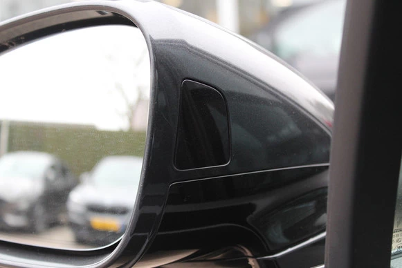 Porsche Panamera - Afbeelding 22 van 27