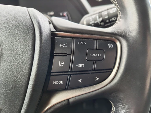 Lexus UX - Afbeelding 15 van 30