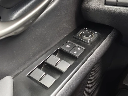 Lexus UX - Afbeelding 24 van 30