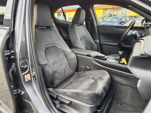 Lexus UX - Afbeelding 29 van 30