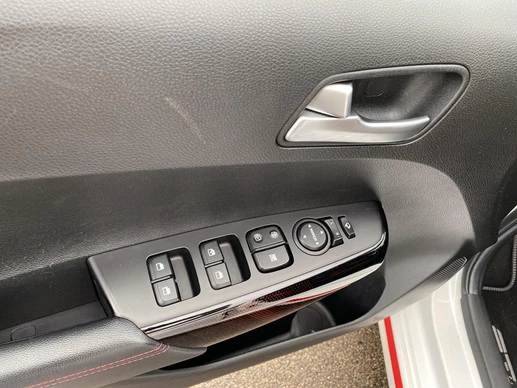 Kia Picanto - Afbeelding 18 van 30