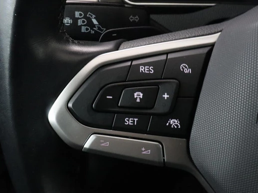 Volkswagen Passat - Afbeelding 17 van 30