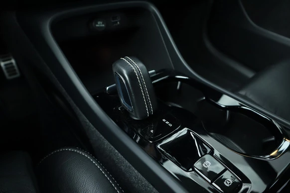 Volvo XC40 - Afbeelding 27 van 30