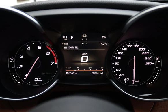 Alfa Romeo Giulia - Afbeelding 16 van 24