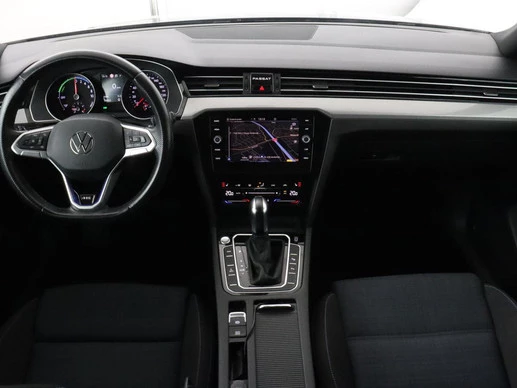 Volkswagen Passat - Afbeelding 9 van 30