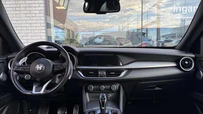 Alfa Romeo Stelvio - Afbeelding 14 van 25