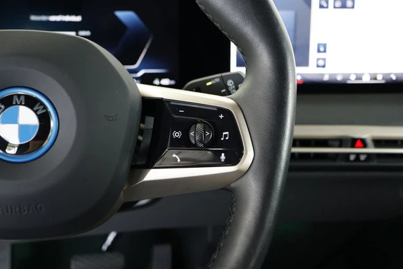 BMW iX - Afbeelding 21 van 30