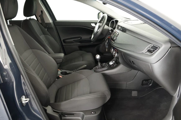 Alfa Romeo Giulietta - Afbeelding 11 van 25