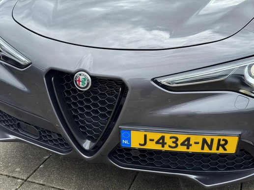 Alfa Romeo Stelvio - Afbeelding 8 van 30