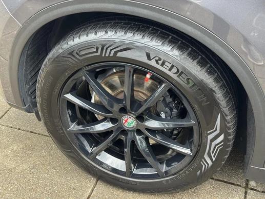Alfa Romeo Stelvio - Afbeelding 9 van 30