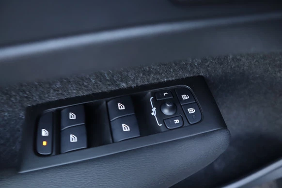 Volvo XC40 - Afbeelding 29 van 30