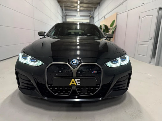 BMW i4 - Afbeelding 1 van 15