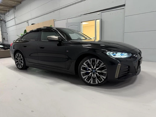 BMW i4 - Afbeelding 18 van 19