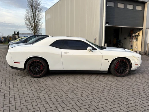 Dodge Challenger - Afbeelding 6 van 24