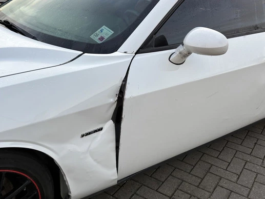 Dodge Challenger - Afbeelding 7 van 24