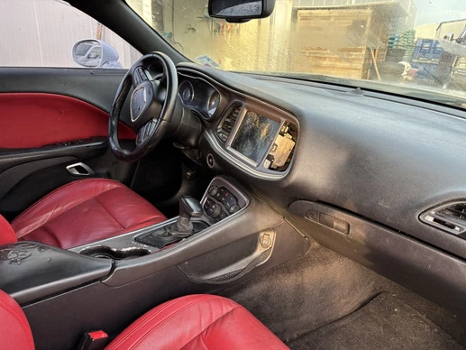 Dodge Challenger - Afbeelding 12 van 24