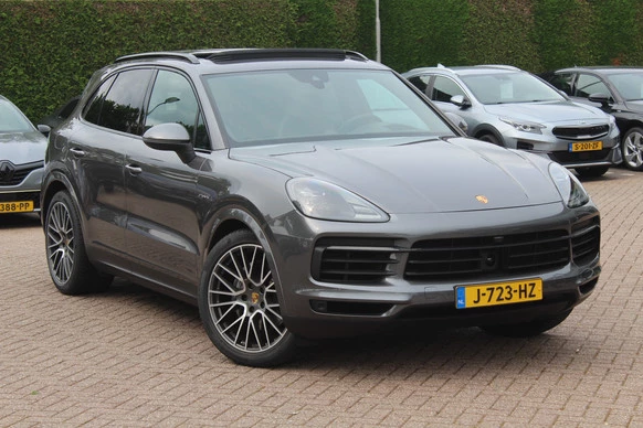 Porsche Cayenne - Afbeelding 1 van 30