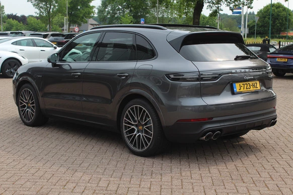 Porsche Cayenne - Afbeelding 4 van 30
