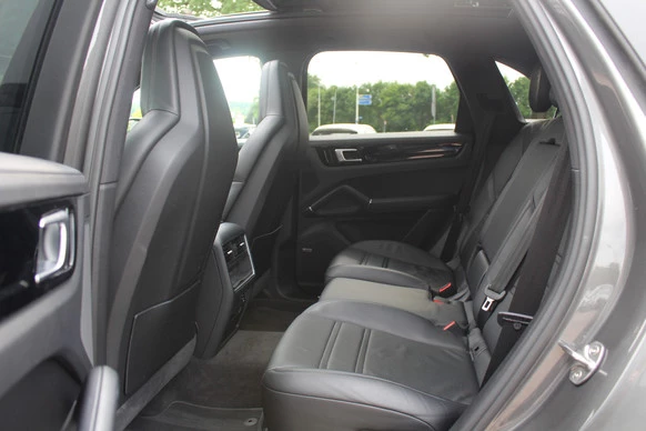 Porsche Cayenne - Afbeelding 12 van 30