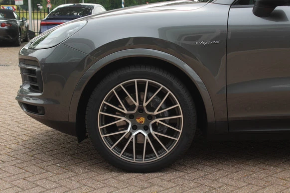 Porsche Cayenne - Afbeelding 15 van 30