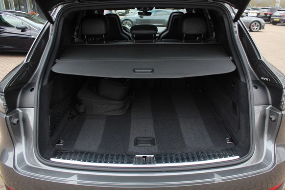 Porsche Cayenne - Afbeelding 17 van 30