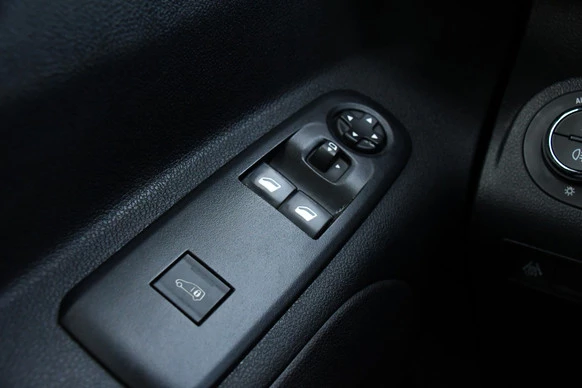 Opel Combo - Afbeelding 29 van 30