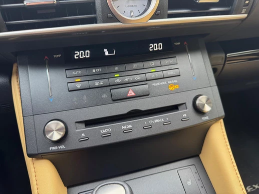 Lexus RC - Afbeelding 26 van 30