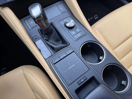 Lexus RC - Afbeelding 27 van 30