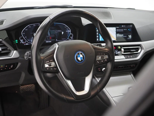 BMW 3 Serie - Afbeelding 13 van 30
