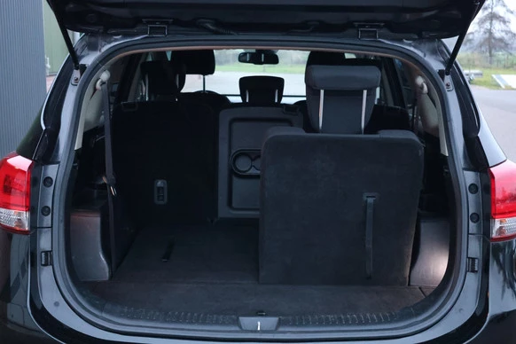 Kia Carens - Afbeelding 11 van 30