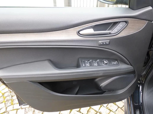 Alfa Romeo Stelvio - Afbeelding 9 van 25