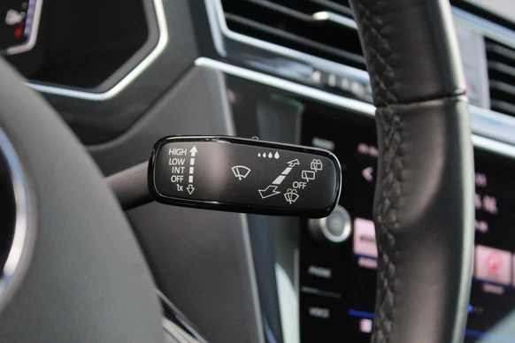 Volkswagen Tiguan - Afbeelding 13 van 30