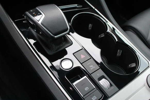 Volkswagen Touareg - Afbeelding 15 van 26