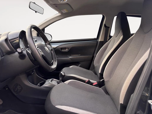Toyota Aygo - Afbeelding 24 van 28