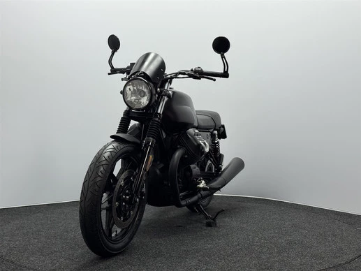 Moto Guzzi V7 - Afbeelding 6 van 16