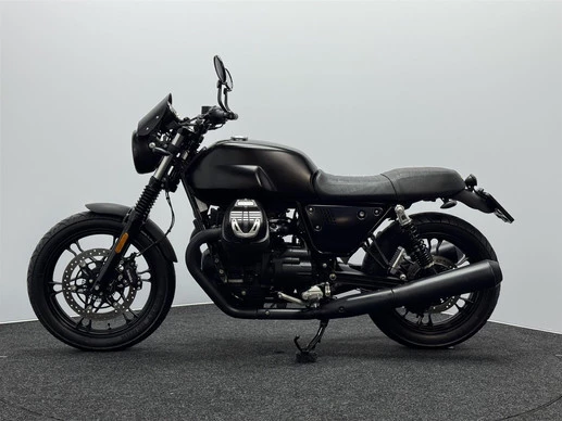 Moto Guzzi V7 - Afbeelding 9 van 16