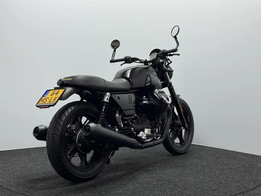 Moto Guzzi V7 - Afbeelding 15 van 16